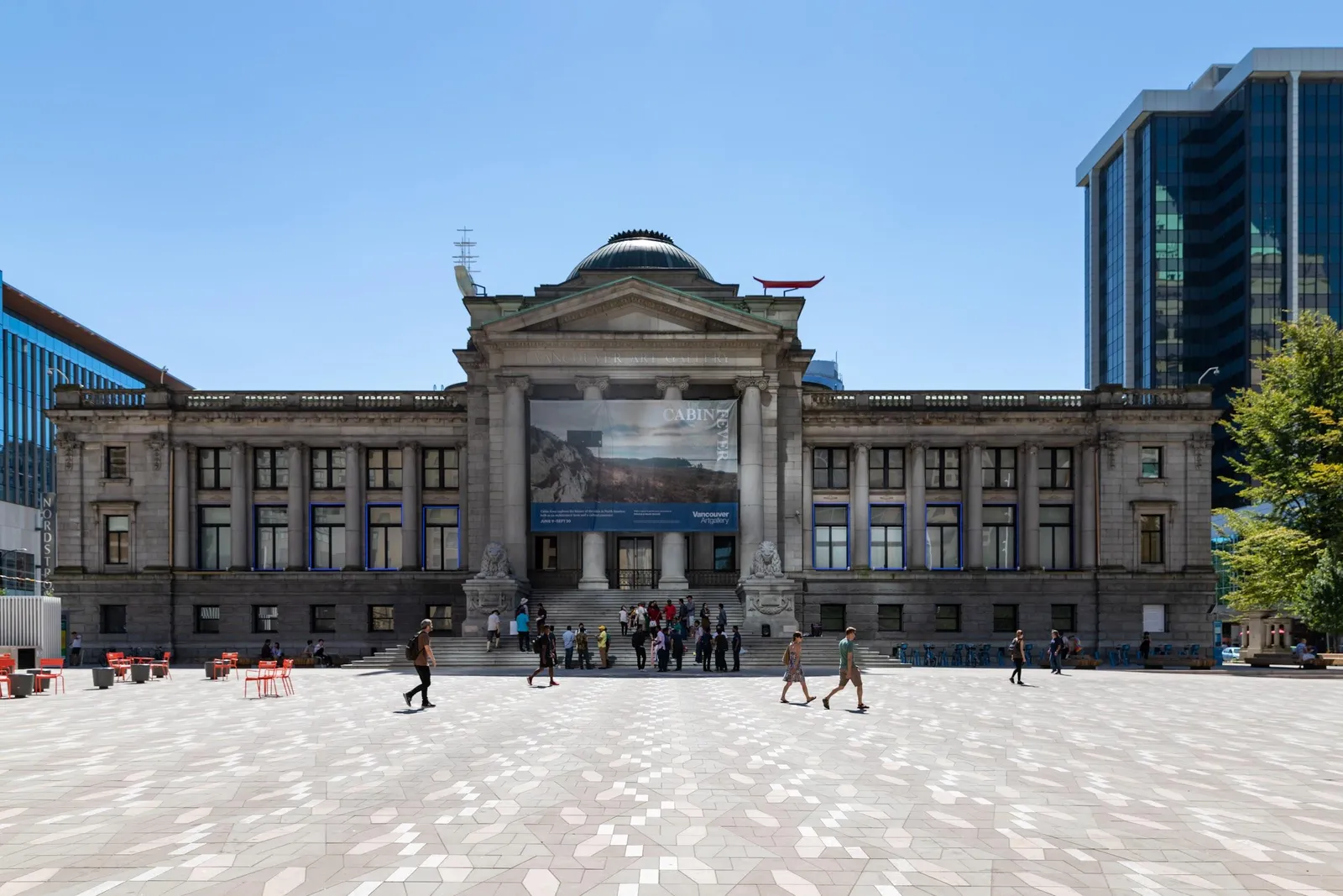 The Vancouver Art Gallery and its public lawn